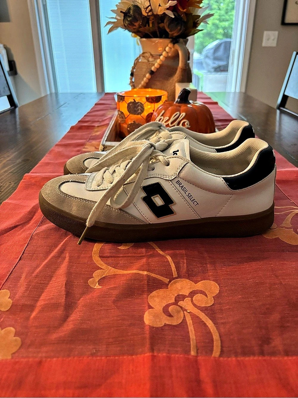 Lotto Brasil Select OG Women's Sneakers in White & Black